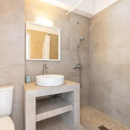 Plakia Beach Apartments * Pefki (Rhodes)