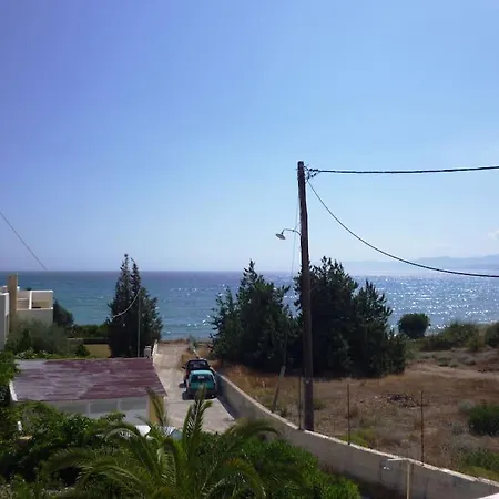 Apartment Plakia Pefki
