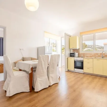 Apartament Plakia Pefki